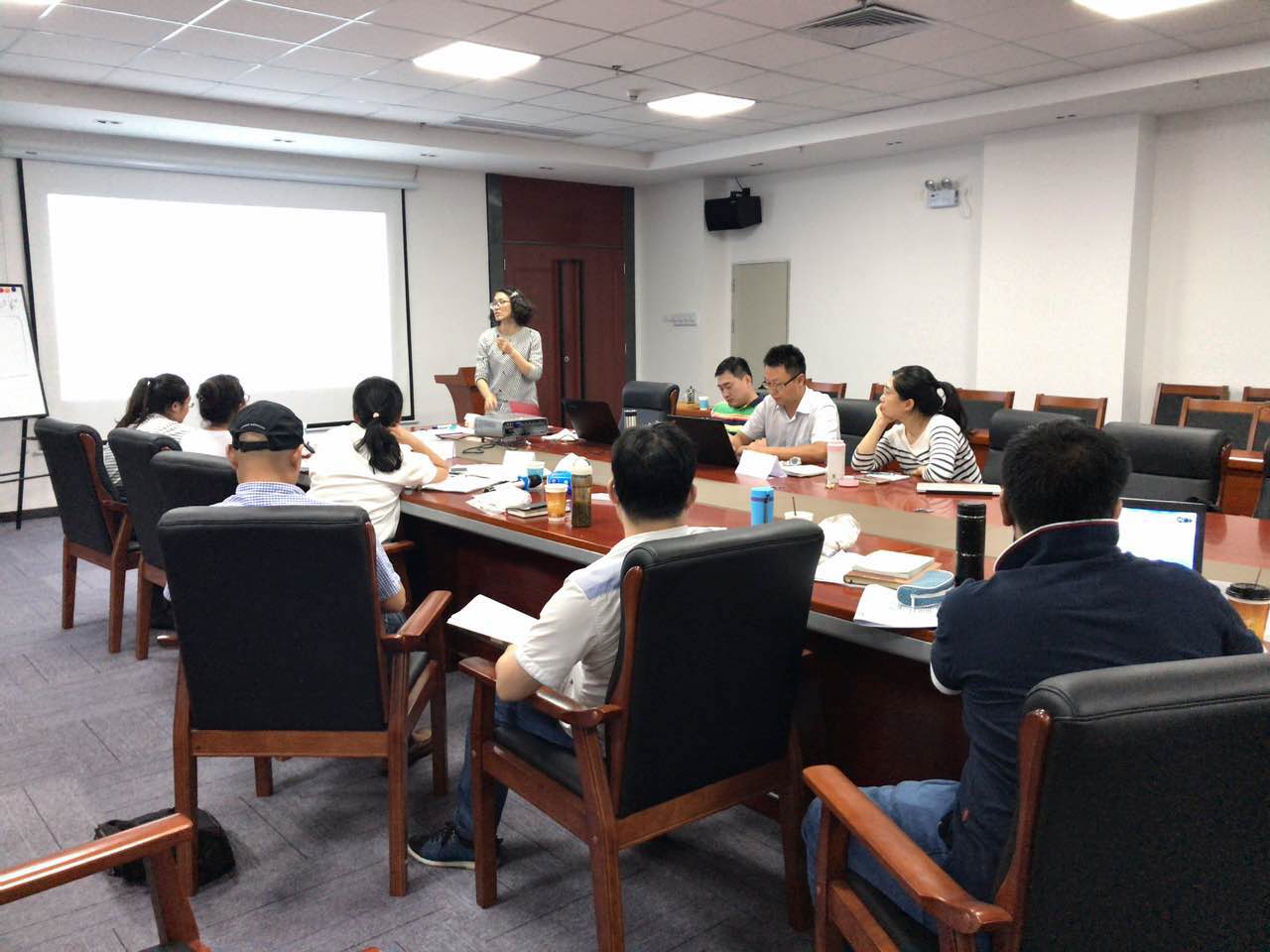 E10A項目臨床團隊培訓(xùn)研討會